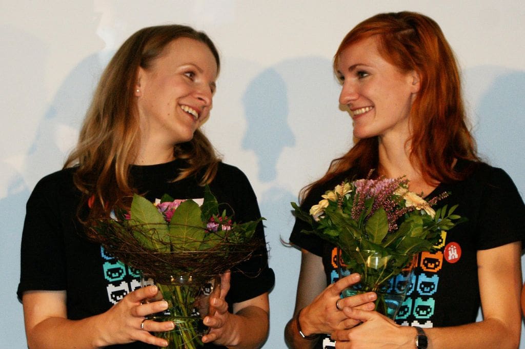 Zum Abschluss gab's viel Applaus und Blumen für die Organisatorinnen Stephanie Weber und Theresa Grotendorst.