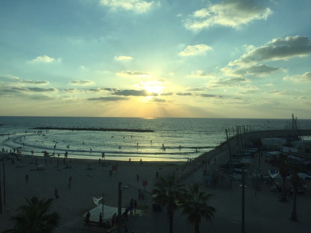 Die zahlreichen Strände von Tel Aviv prägen das Lebensgefühl der Startup-Metropole.