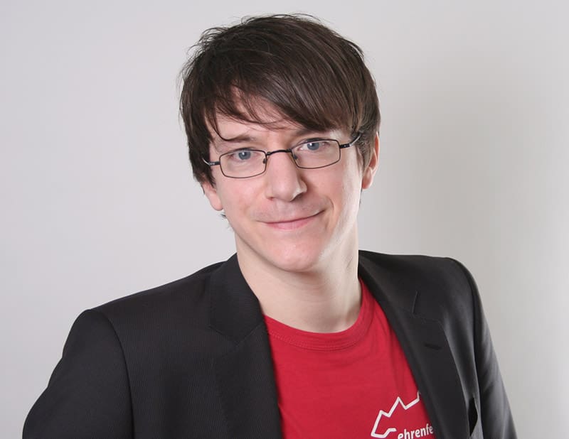 <a href="http://www.hamburg-startups.net/startupsreeperbahn-2014-pitch/startupsreeperbahn-2014-kuratorium/#jt">Jens Tönnesmann</a>