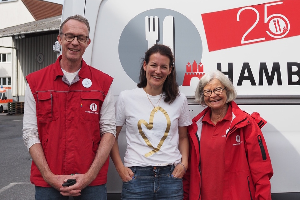 foodloose-Gründerin Katharina Staudacher bei ihrem Einsatz für die Hamburger Tafel.