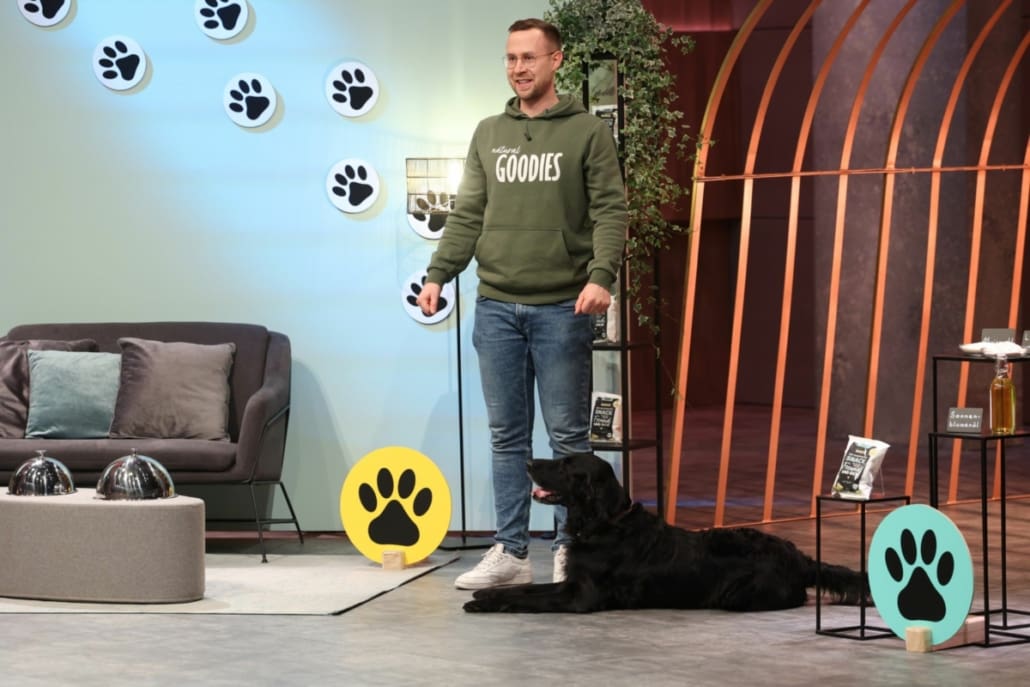 Moritz Röschl und sein Hund Benni mögen NAGOS, die Löwen nicht so (Foto: RTL / Frank W. Hempel)