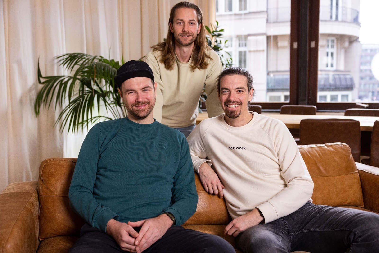 Die awork-Gründer Nils Czernig, Lucas Bauche und Tobias Hagenau 
