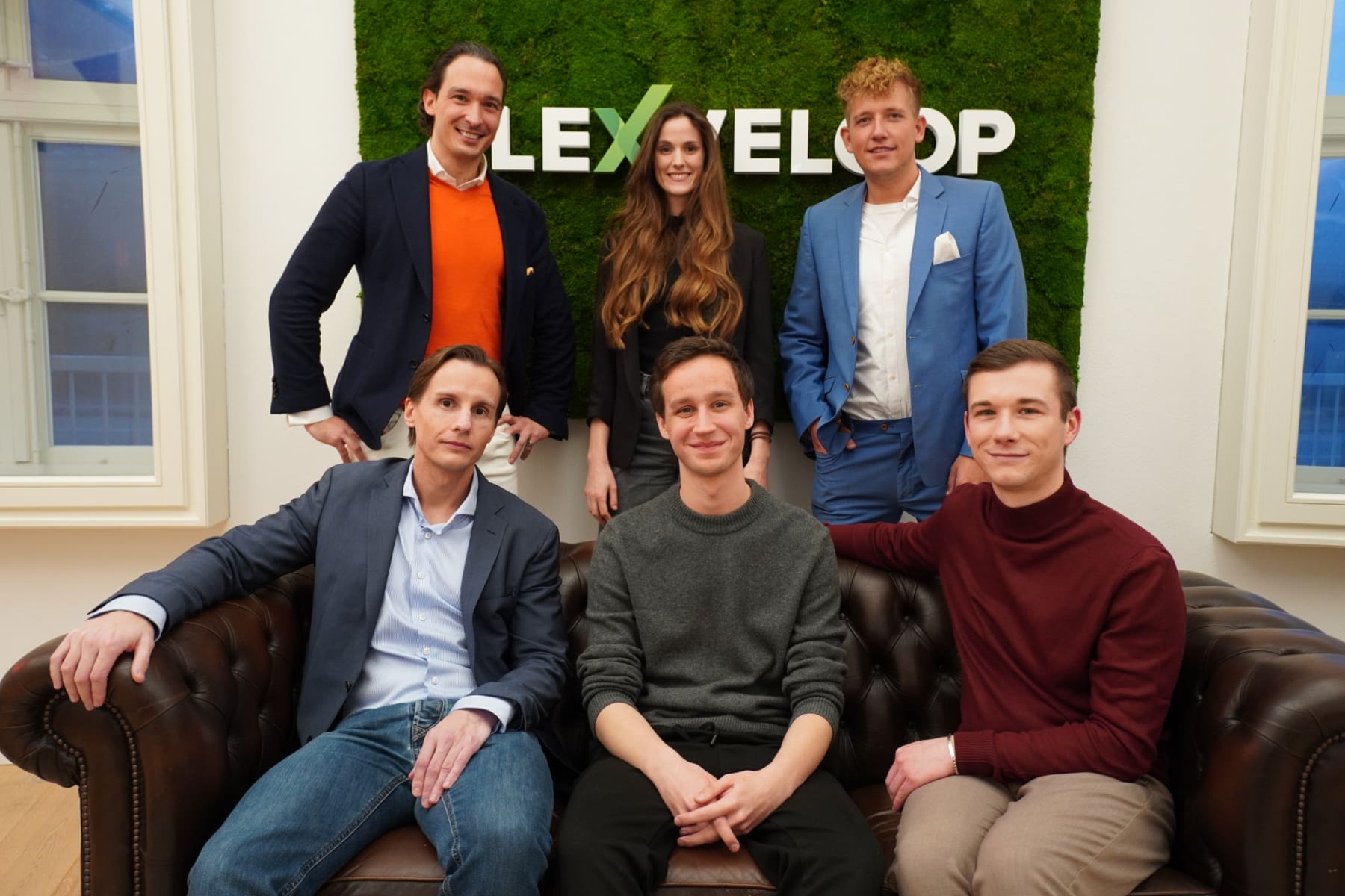 Das Hamburger Ream von Flexvelop im neuen Büro an der Elbchaussee.