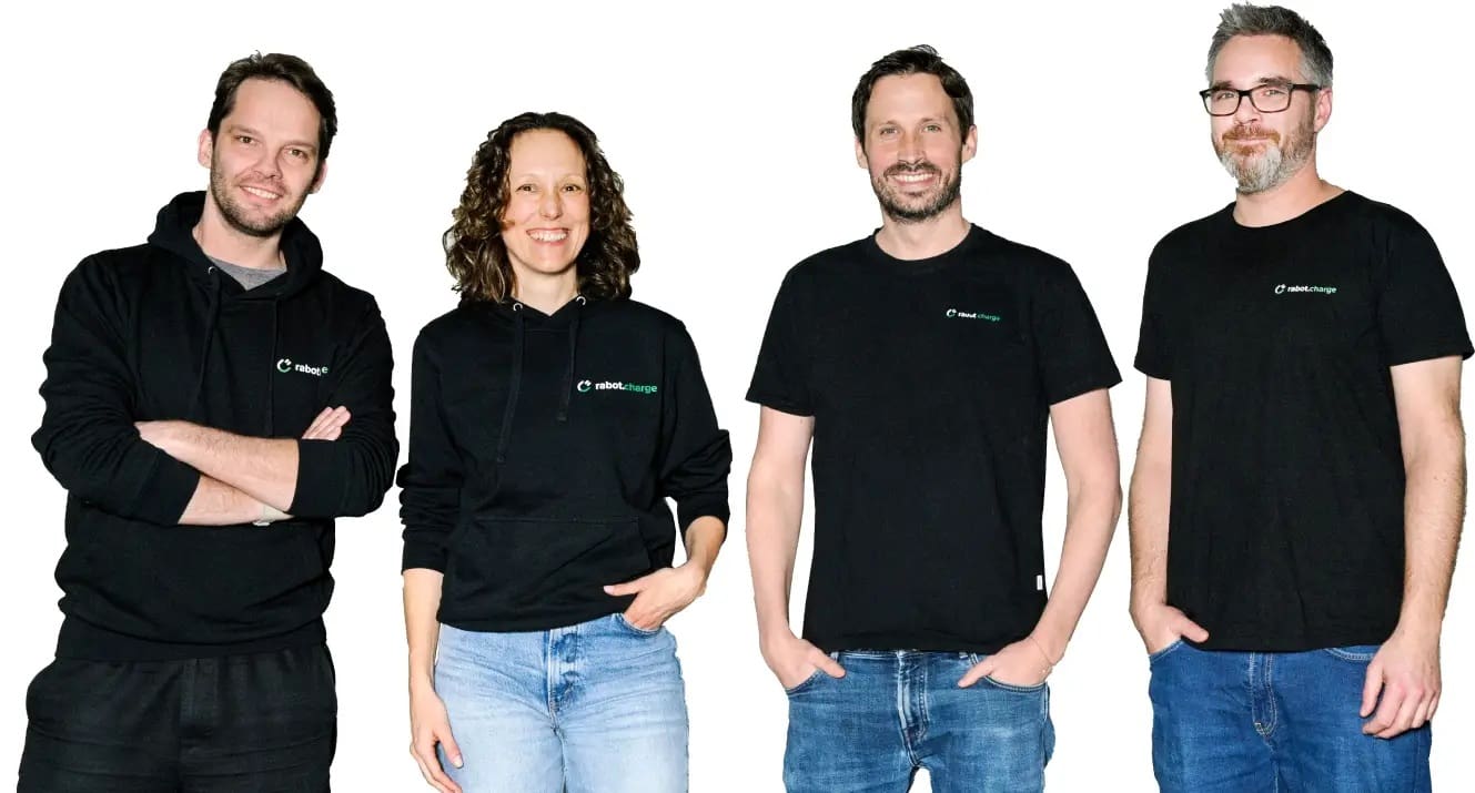Das Führungsteam von Rabot Energy: Konrad Schade (CCO), Sonja Rogojew (CPO), Jan Rabe (CEO) und Tobias Mogge (COO)