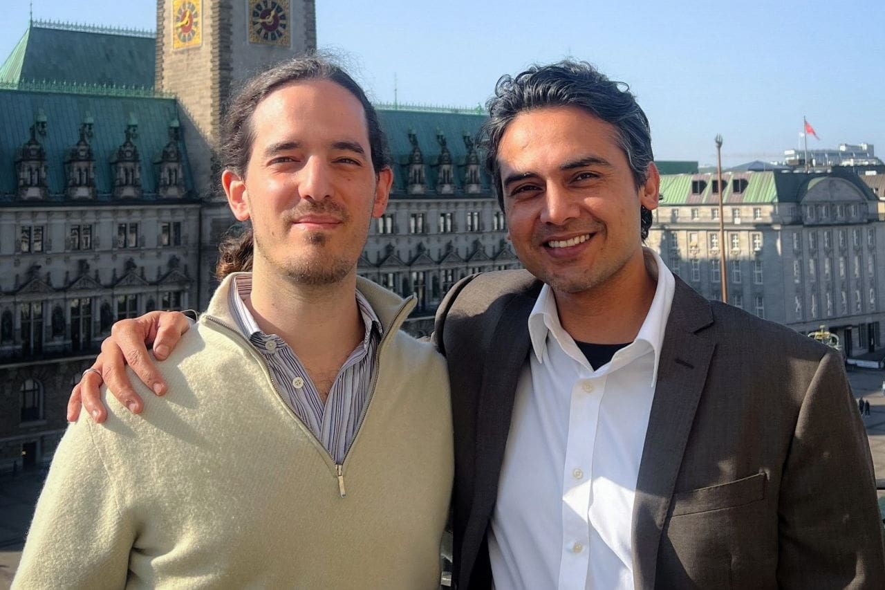 Ben Arnon und Virendra Bhalothia, die Gründer von Novathes