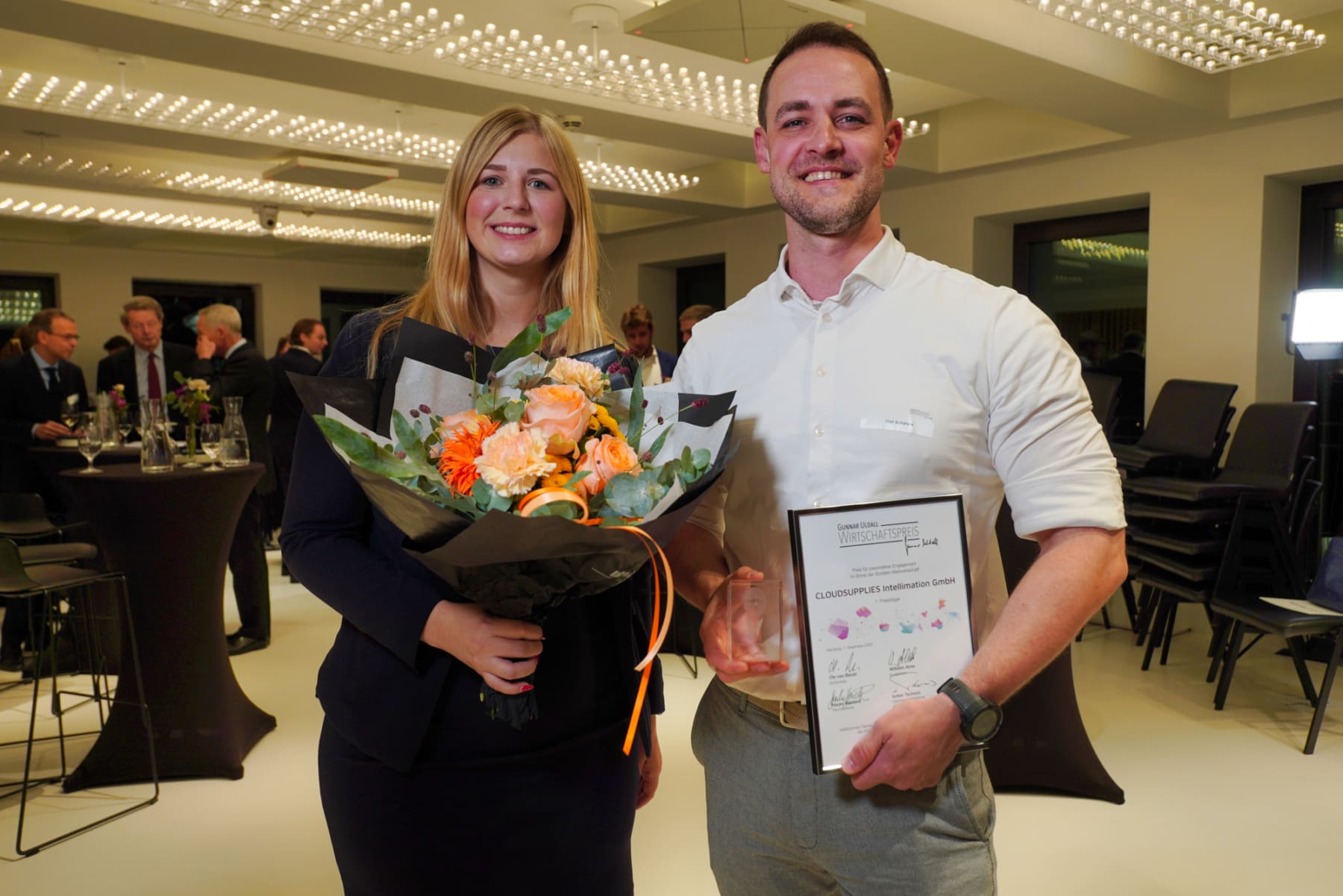 Corinna Mint und Olaf Schaefers von CLOUDSUPPLIES haben 2025 den Gunnar-Uldall-Wirtschaftspreis gewonnen.